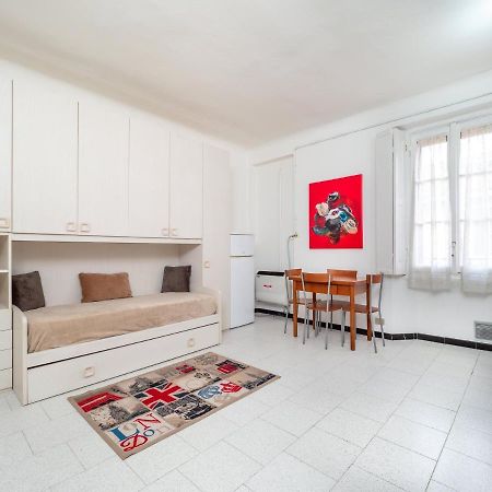 A Due Passi Dalla Stazione Centrale Di Milano Appartement Buitenkant foto